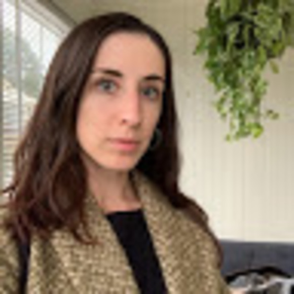 Meet your Posher, Amanda - Picture 1 of 1